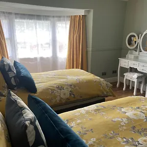 https://the-old-surgery-room-only.yorkshirehotels.net